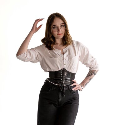 Студійна фотосесія Харків — smart-casual портрет
