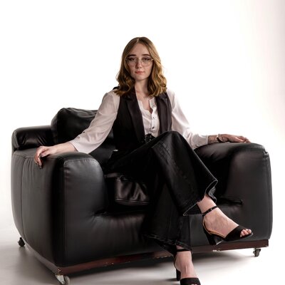 Студійна фотосесія Харків — smart-casual портрет