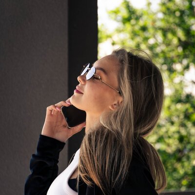 Літня вулична фотосесія в центрі Харкова біля фонтану — фото 1